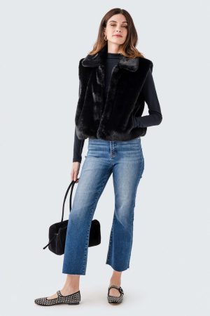 Dress Forum Collared Faux Fur Vest