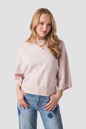 Fate Raglan 3/4 Sleeve Sweater